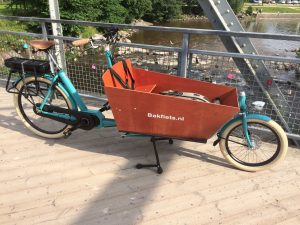 Cargobike vanhankaupunginkoskella
