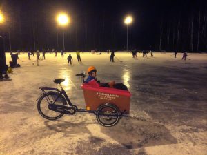 Trike luistelemassa